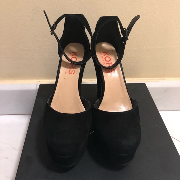 Michael Kors shoes - Picture 1 of 6